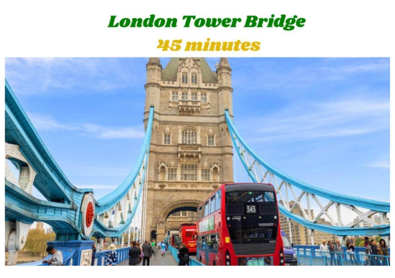 Elegant 2Br London Hideaway- King Bed, Sleeps 6 - Parking- Instant Book- 20 Percent Off Limited Time! Barnet Bagian luar foto